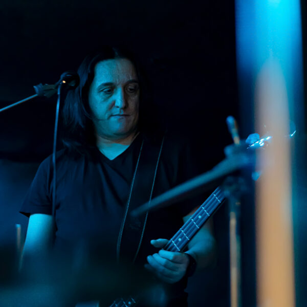 Gitáros zenei próbán